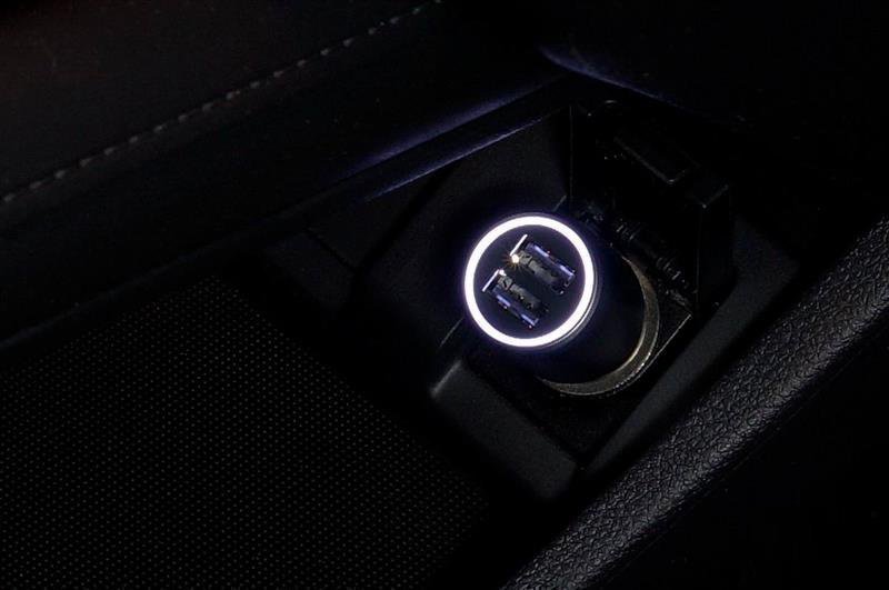 Xiaomi Mi Car Charger fast version Xiaomi Mi Car Charger fast version