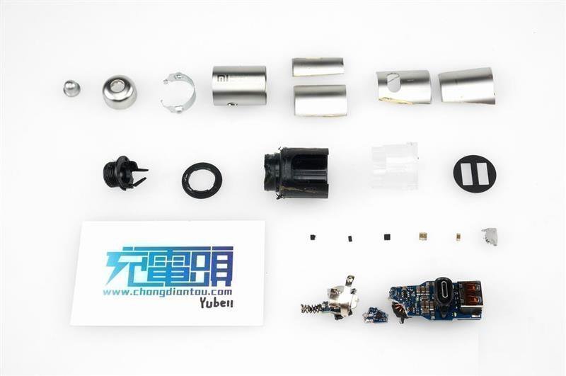 Xiaomi Mi Car Charger fast version Xiaomi Mi Car Charger fast version
